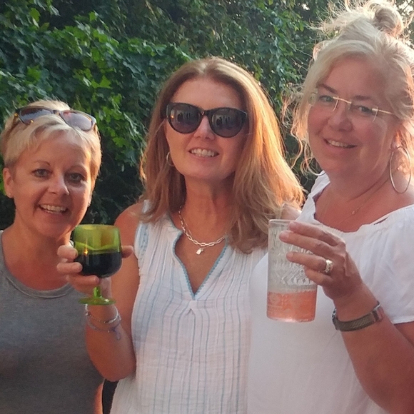 Meet your Posher, Julie - Picture 7 of 9